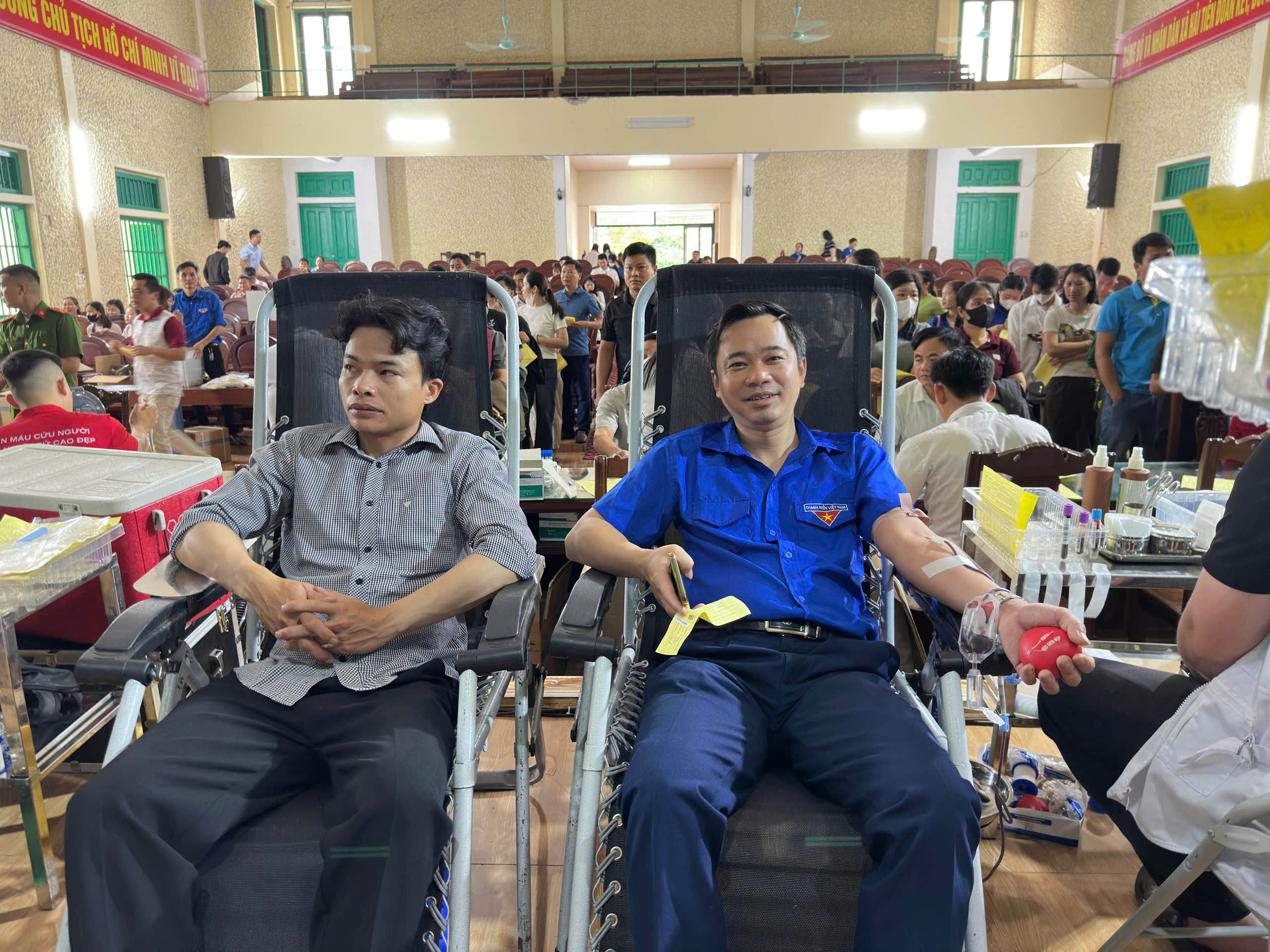 GIÁO VIÊN TRƯỜNG TIỂU HỌC HẢI LÝ TÍCH CỰC THAM GIA LỄ HỘI XUÂN HỒNG 2026 – LAN TỎA YÊU THƯƠNG, CHIA SẺ SỰ SỐNG