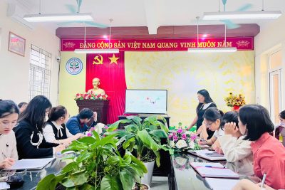 TRƯỜNG TIỂU HỌC HẢI LÝ TỔ CHỨC TẬP HUẤN CHUYÊN ĐỀ “PHÁT TRIỂN NĂNG LỰC SỐ VÀ GIÁO DỤC KỸ NĂNG CÔNG DÂN SỐ CHO HỌC SINH TIỂU HỌC”